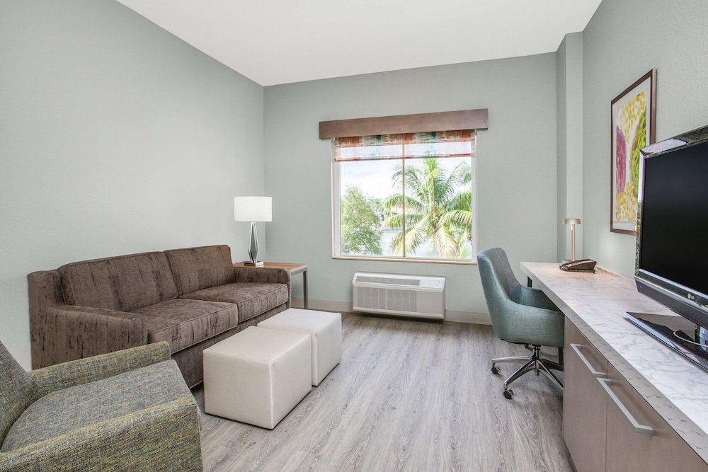 Room, Accessible photo 3
