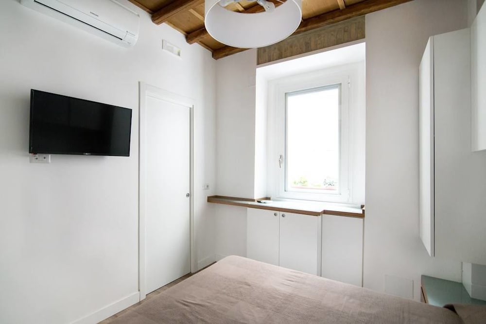 Deluxe Apartment, Kitchenette (Via Domenichino 5 - Rome) photo 2
