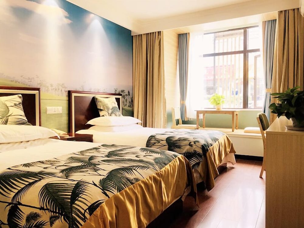 Standard Twin Room photo 1