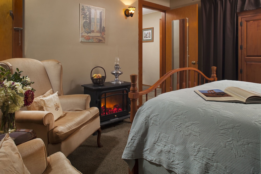 Macintosh Room photo 1