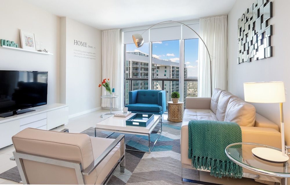 Boutique Apart, 1 King & Sofa Bed, Sauna, River/City Views, Balcony3906 thumbnail 6