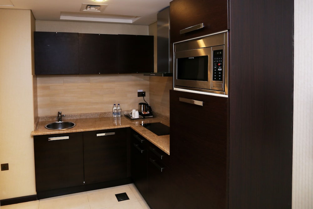 Deluxe Suite, Garden View photo 3