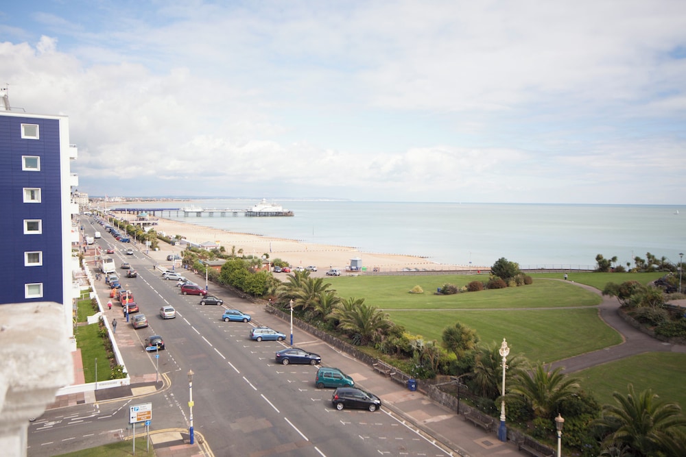 Sea View Suite
