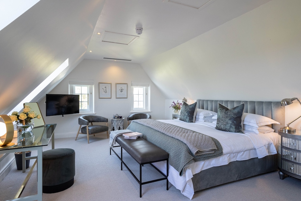 One Bedroom Suite photo 3