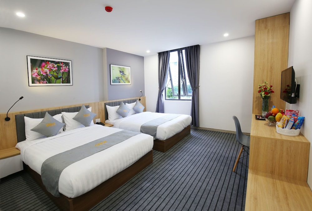 Family Twin Room, City View - Photo 1