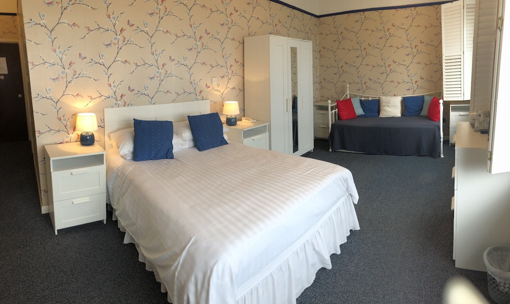 Family Room, Sea View - Photo 1