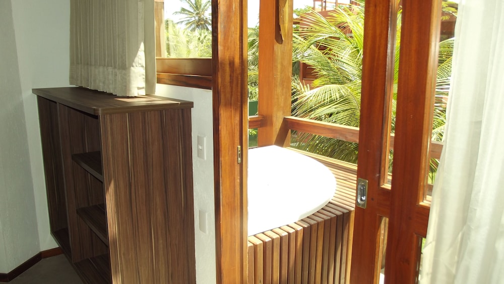 Superior Room, Hot Tub, Garden View photo 3