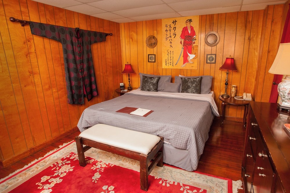 Single Room, 1 King Bed, Non Smoking photo 1