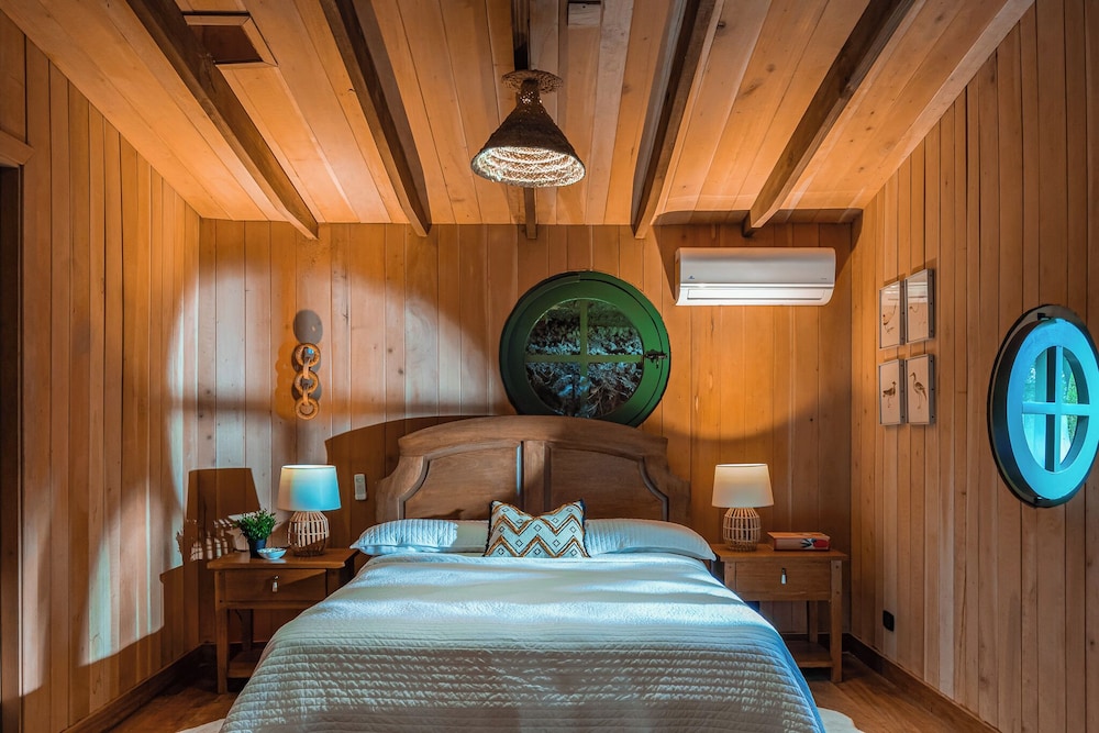 Exklusive Villa, 1 Doppelbett mit Schlafsofa, Balkon, Gartenblick