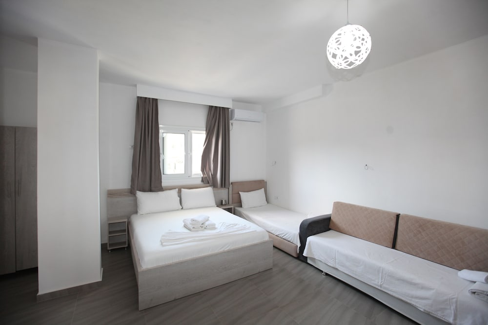 Quadruple Room photo 3