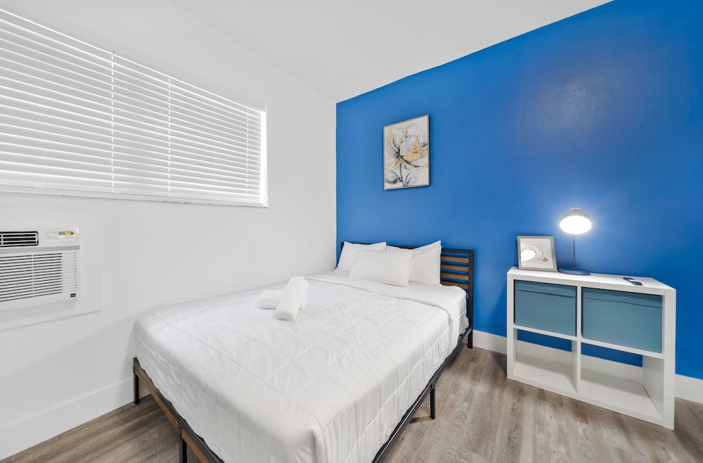 Apartment photo 1