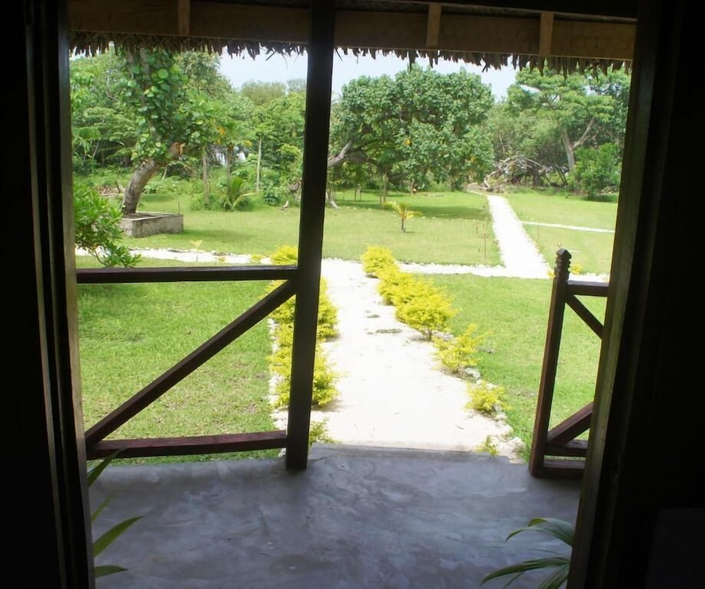 Bungalow photo 2