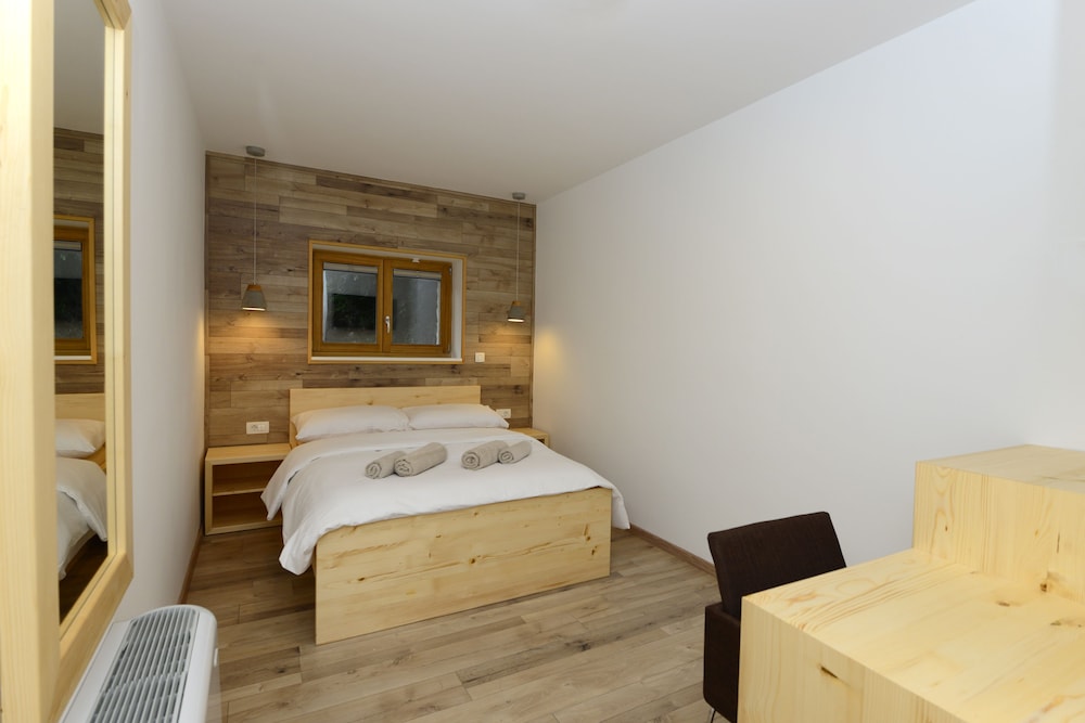 Standard Room photo 2