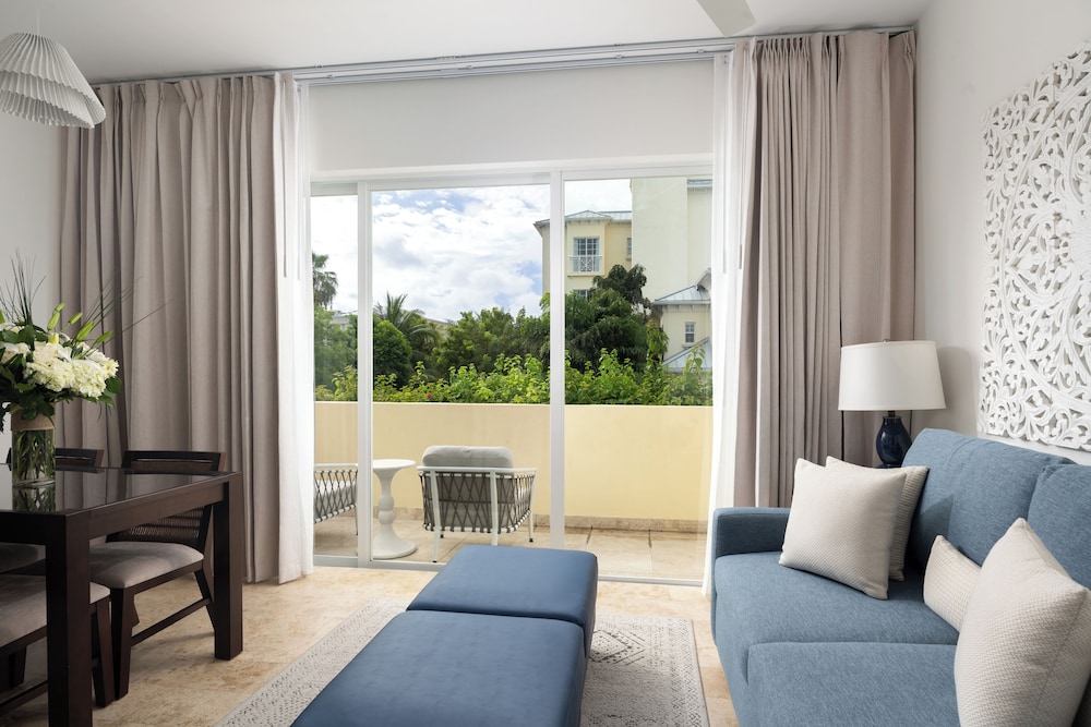 Junior Suite, 1 Bedroom - Photo 8