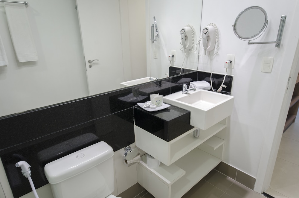 Suite - Photo 4