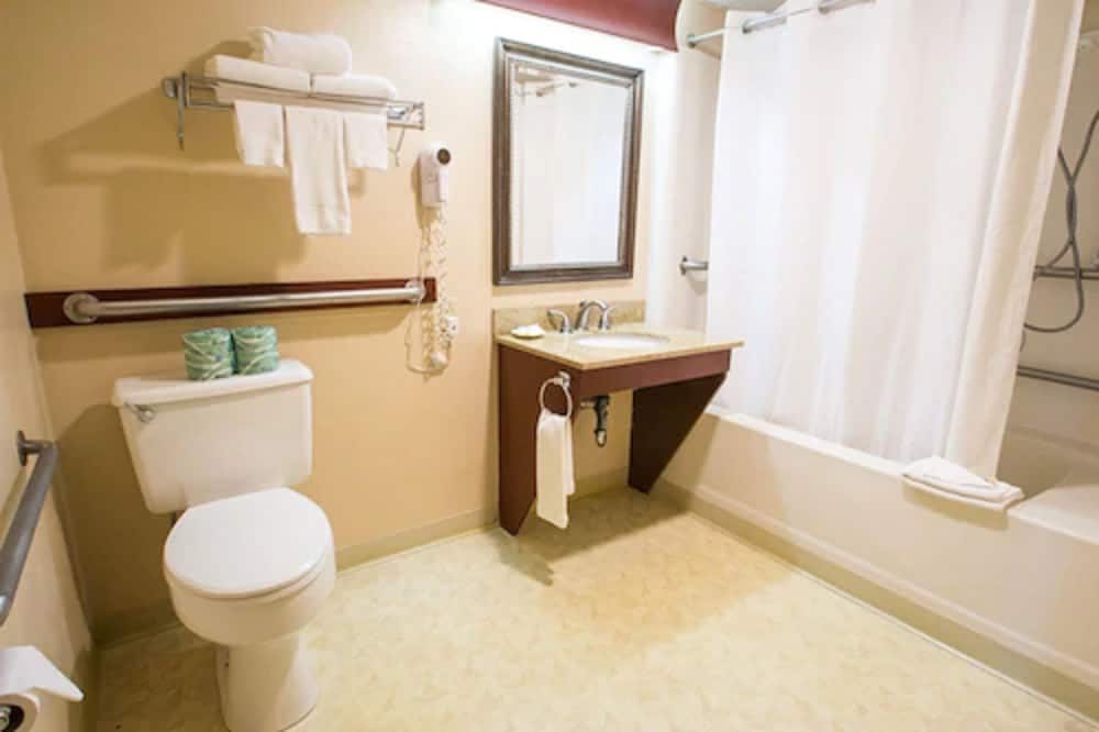 King Room With Jacuzzi - Photo 7