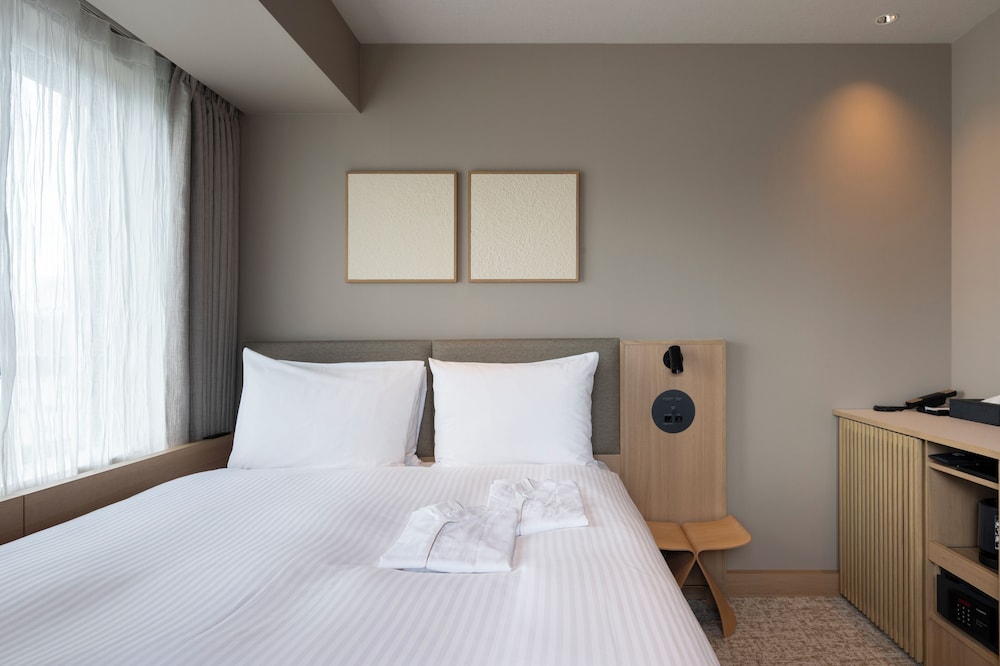 (Non-Smoking) Precious Corner Moderate Single Room (Renovated) photo 1