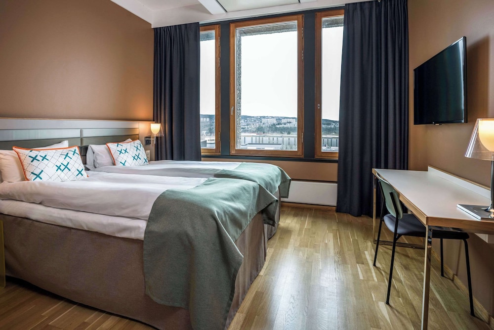 Standard Room, 2 Twin Beds, Non Smoking - Photo 1