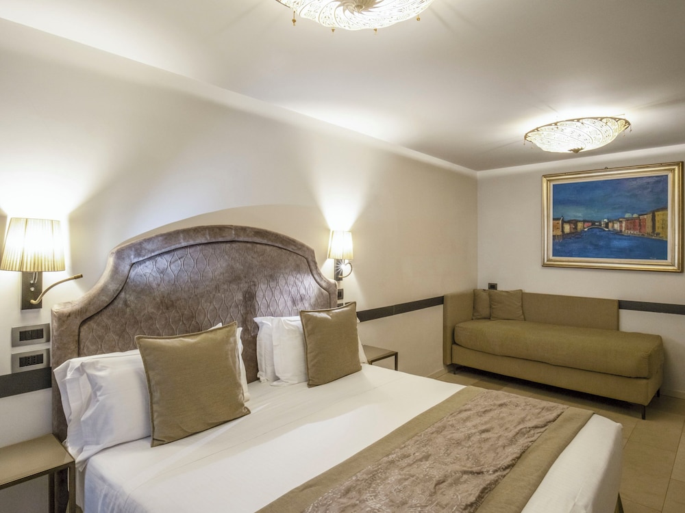 Executive Apartment (Small)