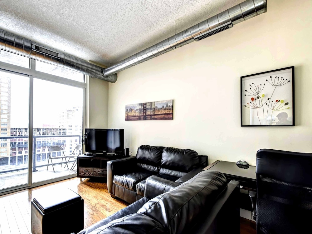 One Bedroom Suite photo 1