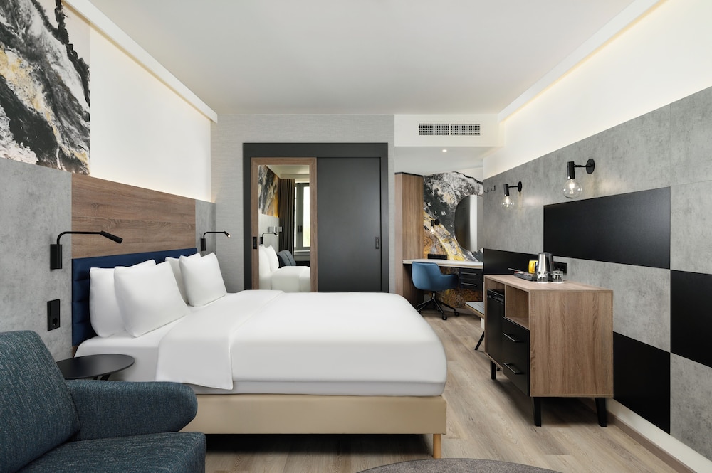 Junior Suite, River View