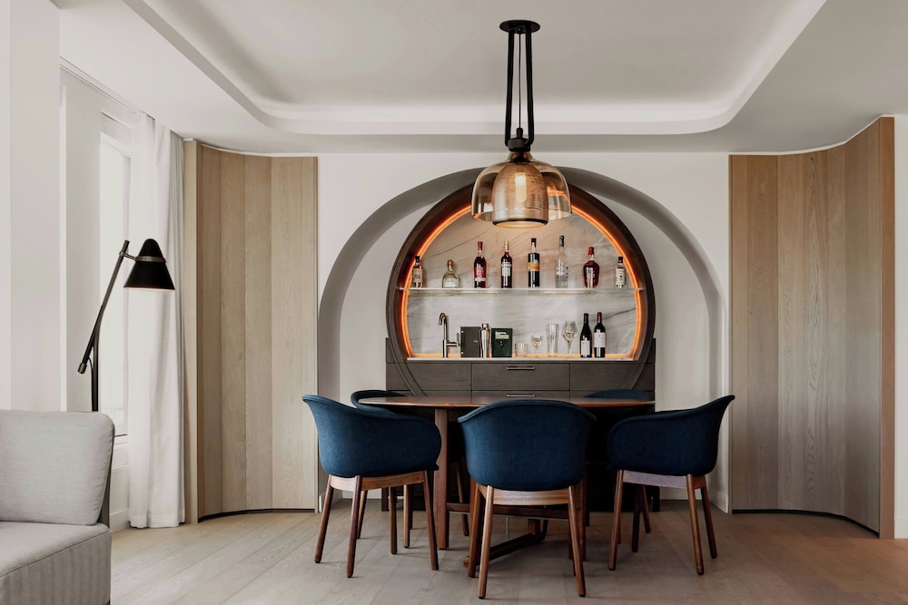 Premium Suite, 1 Bedroom (view)