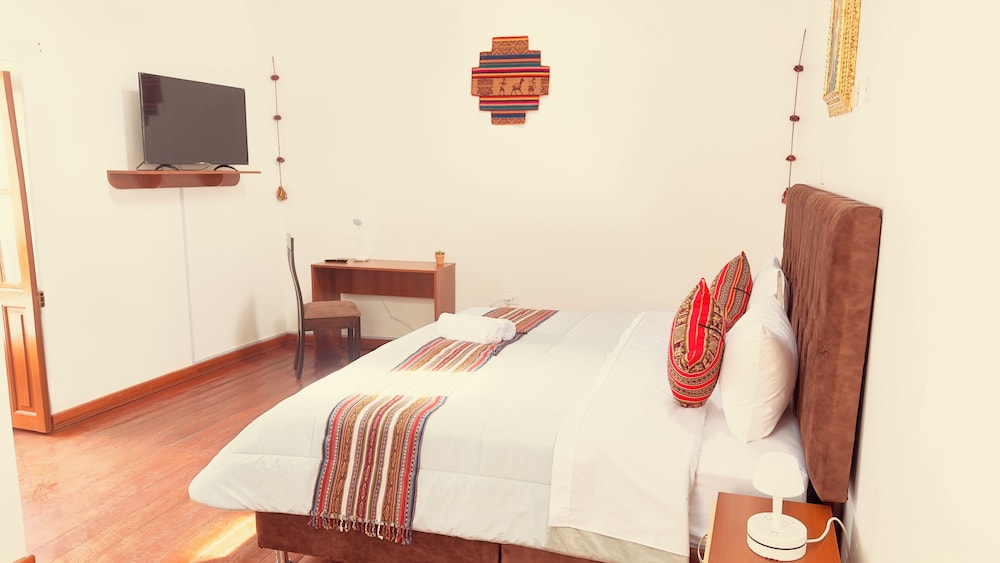 Deluxe Double or Twin Room - Photo 10