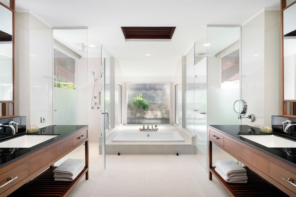 Deluxe Villa (Pool) - Photo 6