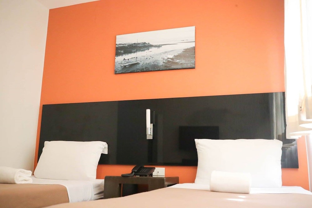 Deluxe Room, No View