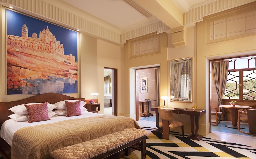Suite, 1 Bedroom (Historical) - Photo 1
