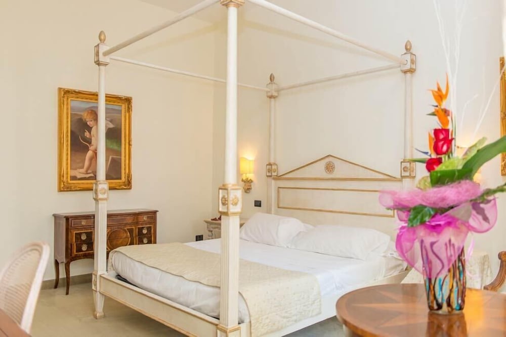 Deluxe Double Room - Photo 2