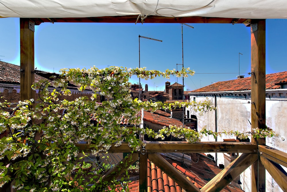 Junior Suite, Terrace photo 3