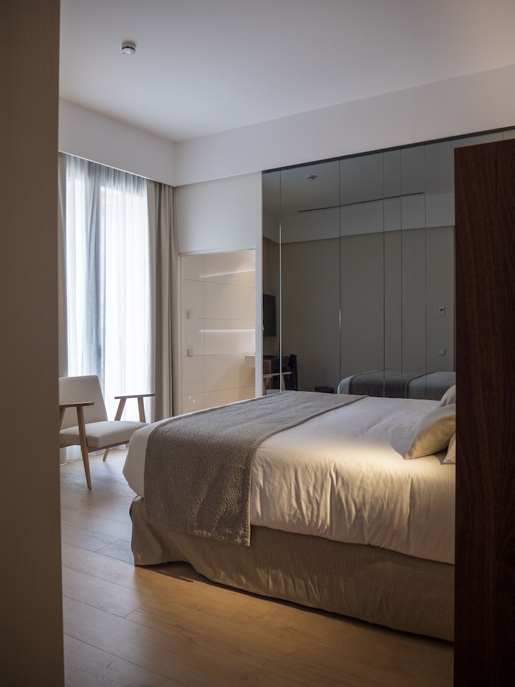 Premium Double Room - Photo 2