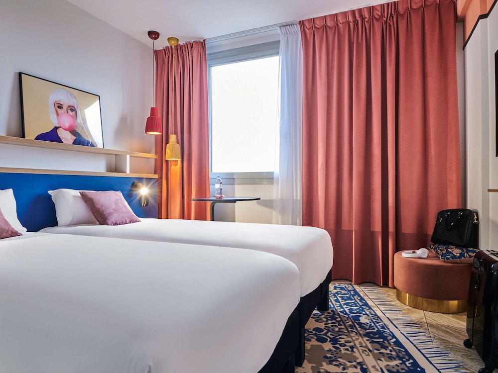 Standard Twin Room, 2 Twin Beds - Photo 3