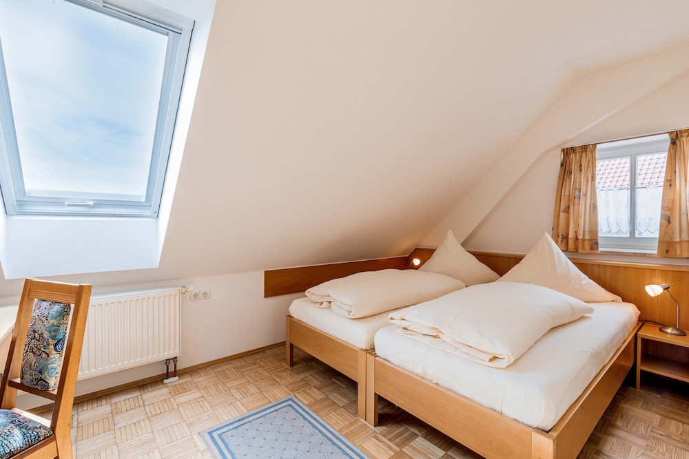 Economy Double or Twin Room