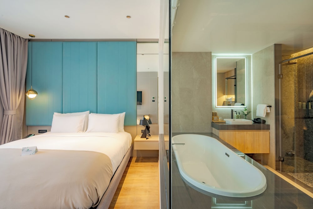 La Green Suite - 2 Bedrooms Pool Access - Photo 4