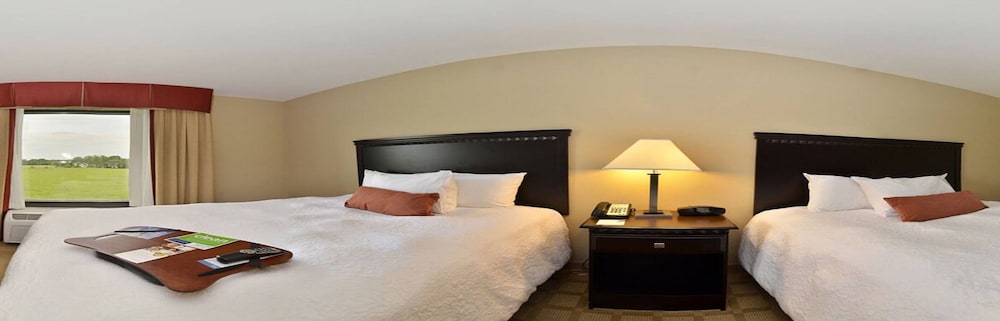 Room, 2 Queen Beds, Accessible, Non Smoking - Photo 2