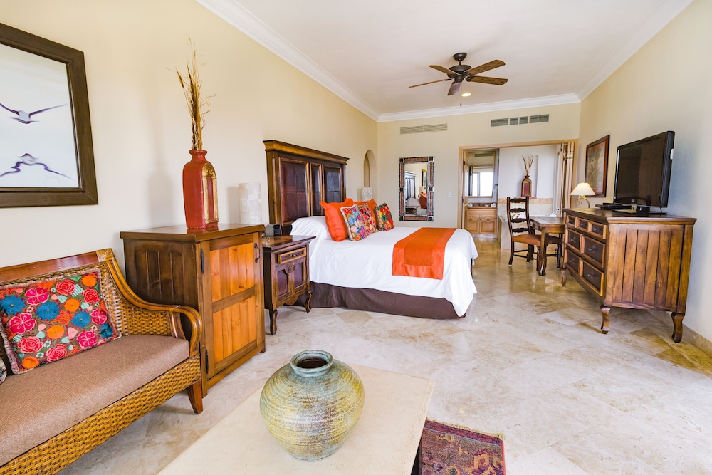 One Bedroom Suite - Photo 14