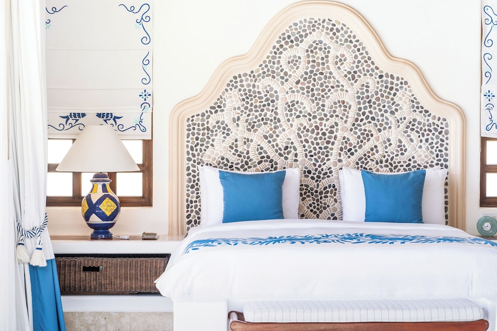 Gardenview King Junior Suite