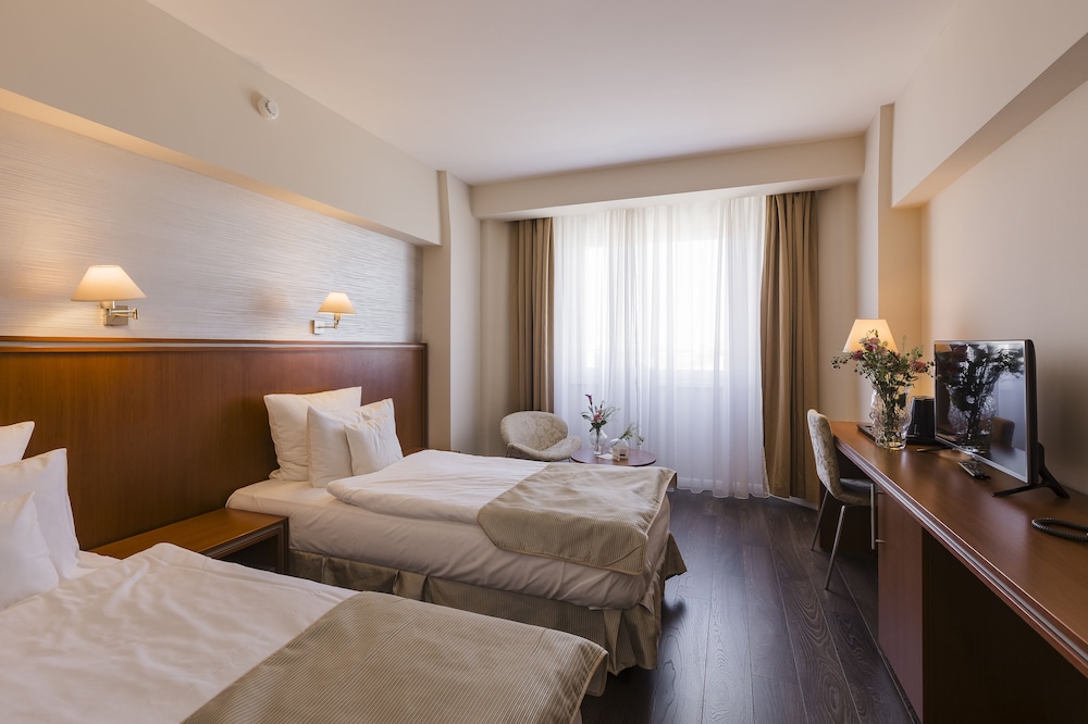 Business Double Room