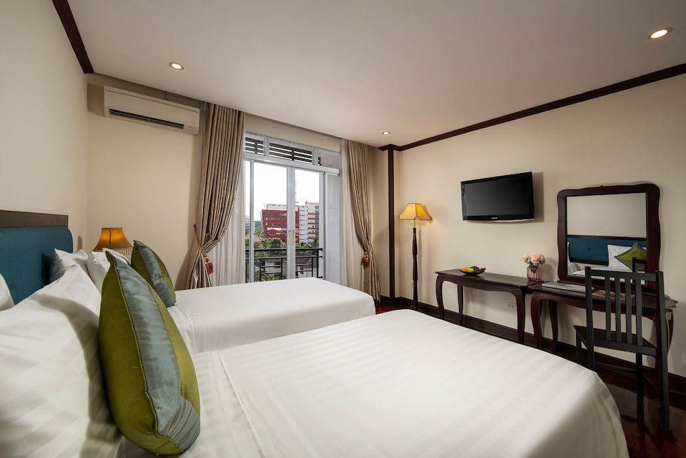 Deluxe Twin Room photo 3