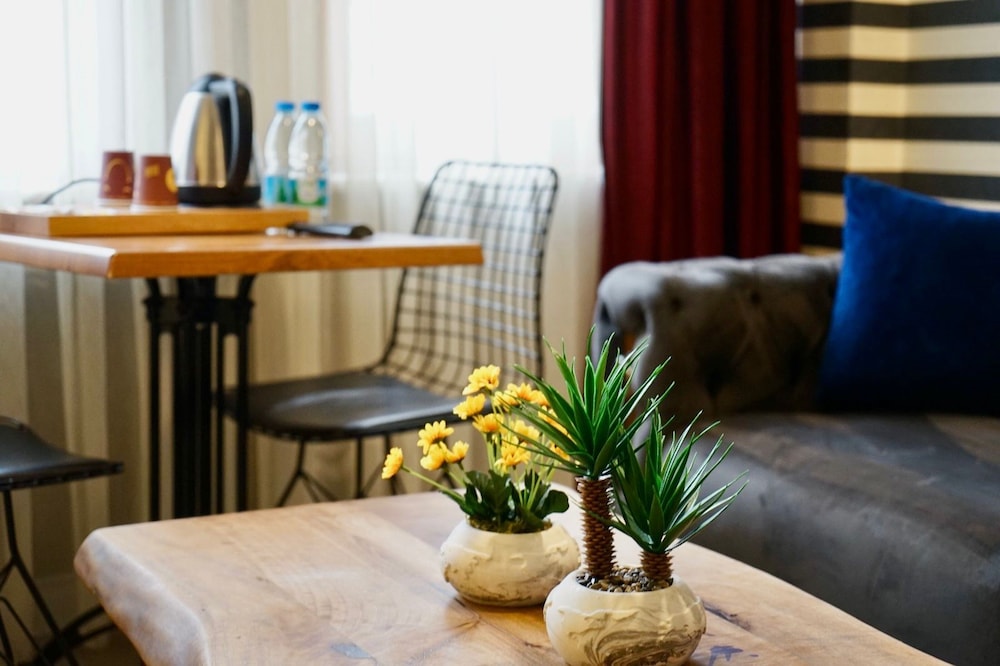 Exclusive Condo photo 3