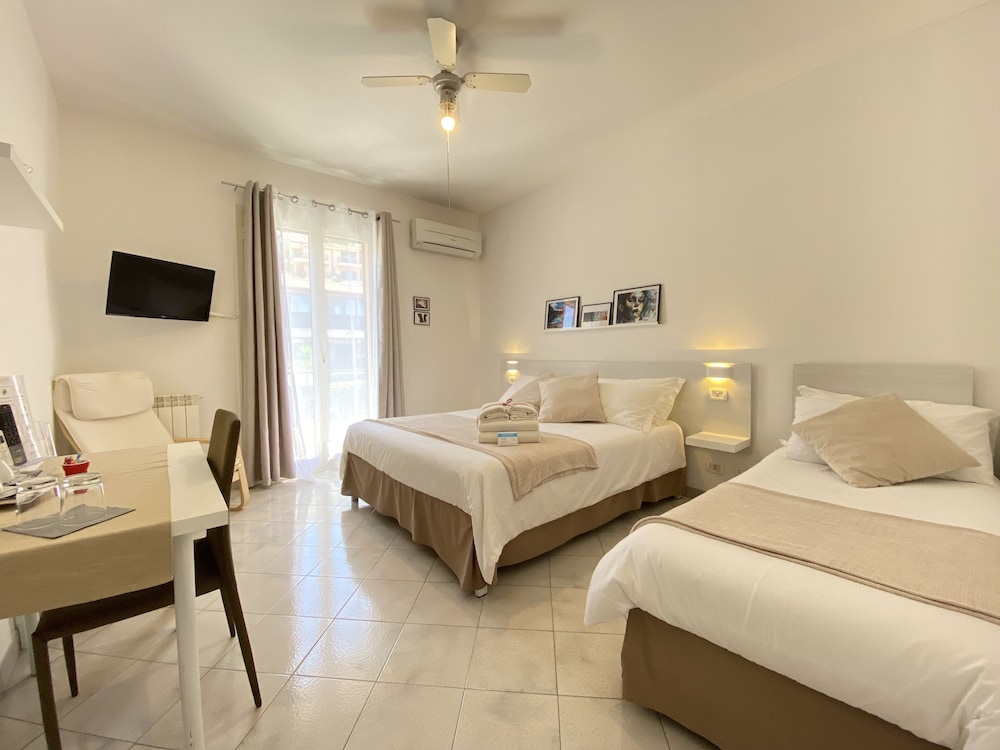 Triple Room, Balcony, Mountain View