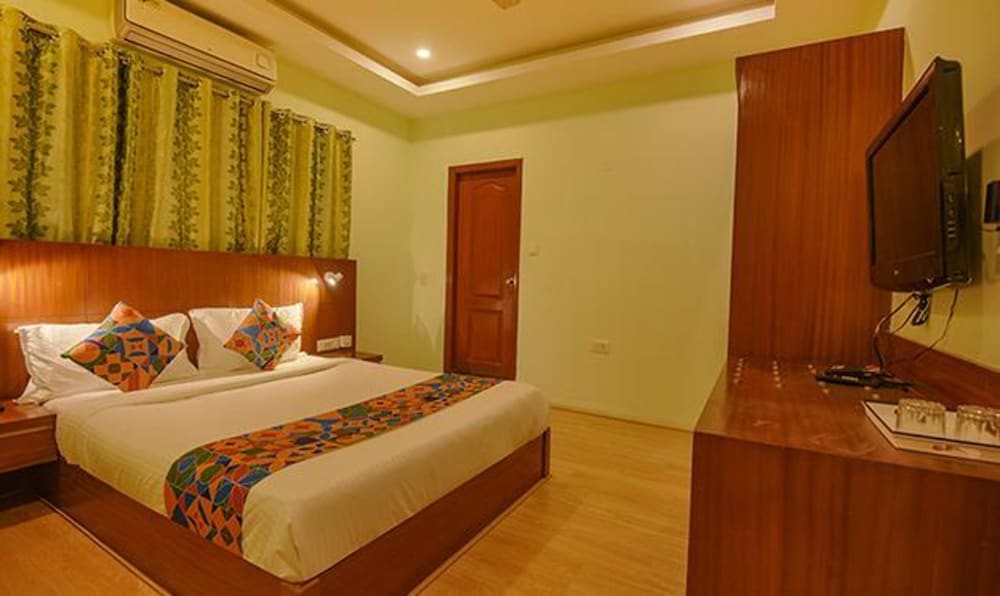 Deluxe Room - Photo 2