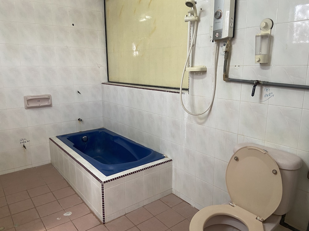 Deluxe Double Room, 1 Queen Bed photo 3
