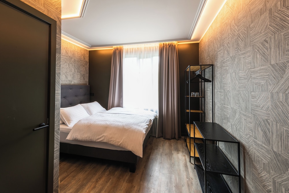 Clll - Double Room, Private Bathroom