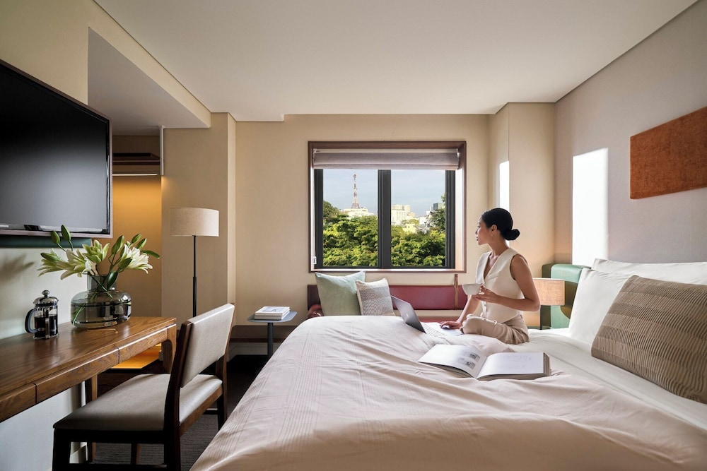 Superior Room, City View