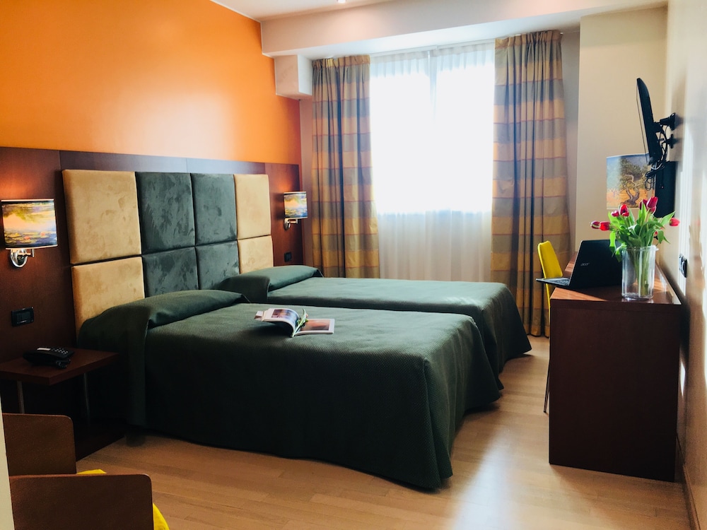 Standard Double Room photo 1