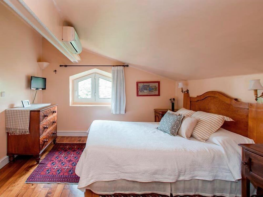 Economy Double Room photo 2