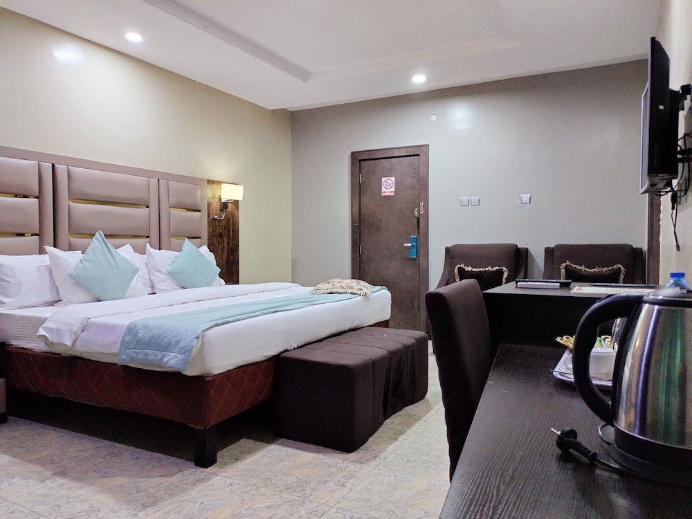 Luxury Room - Photo 2